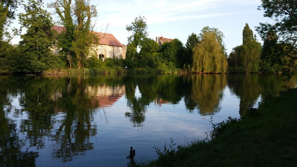 La Ferme De Montmartre Villa Moret-sur-Loing Dış mekan fotoğraf